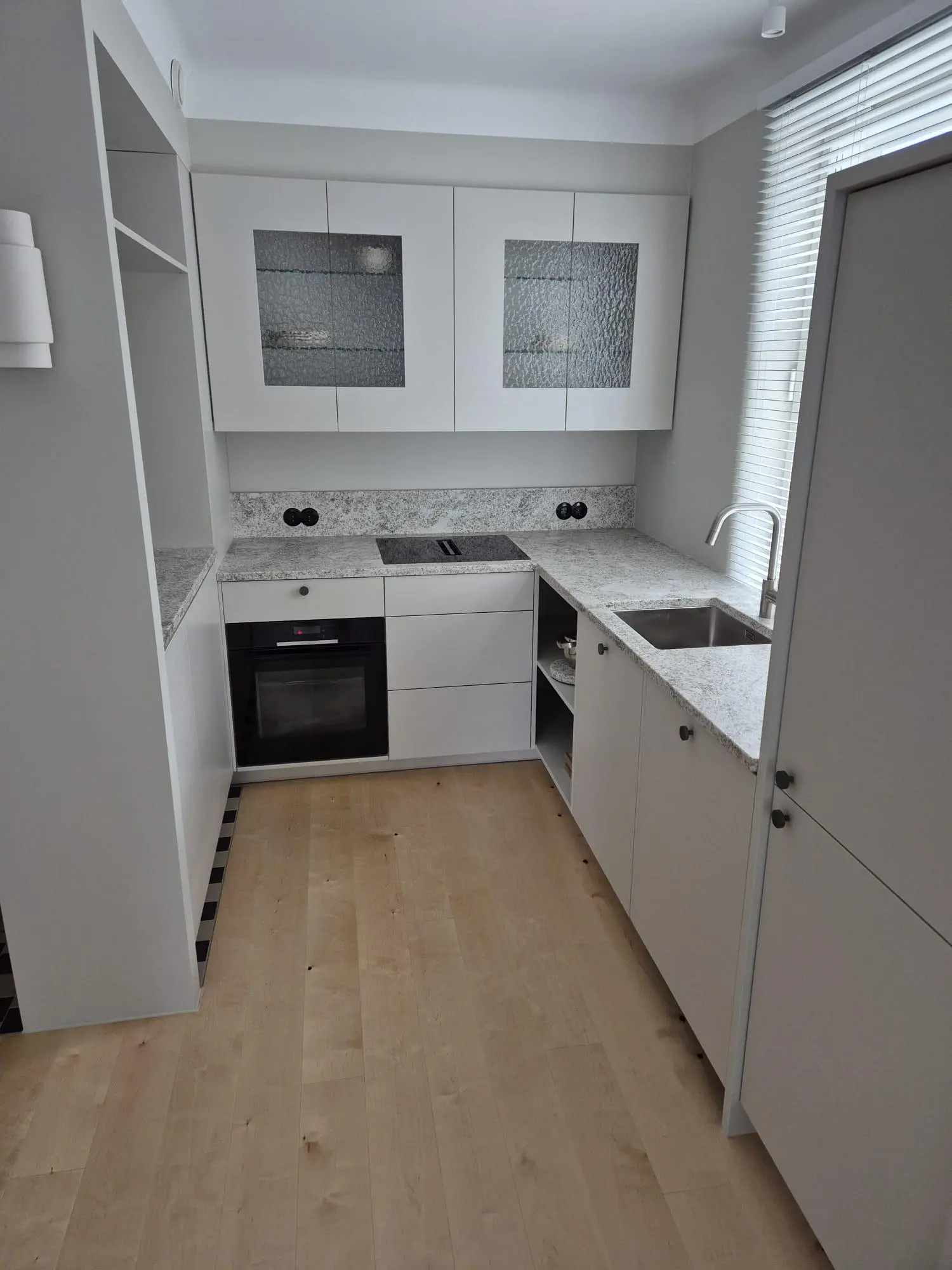 Bänkskivor — bild 2 av 3